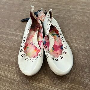 Girls’ WONDER NATION White Ballerina Flats - Size 3 (NWT